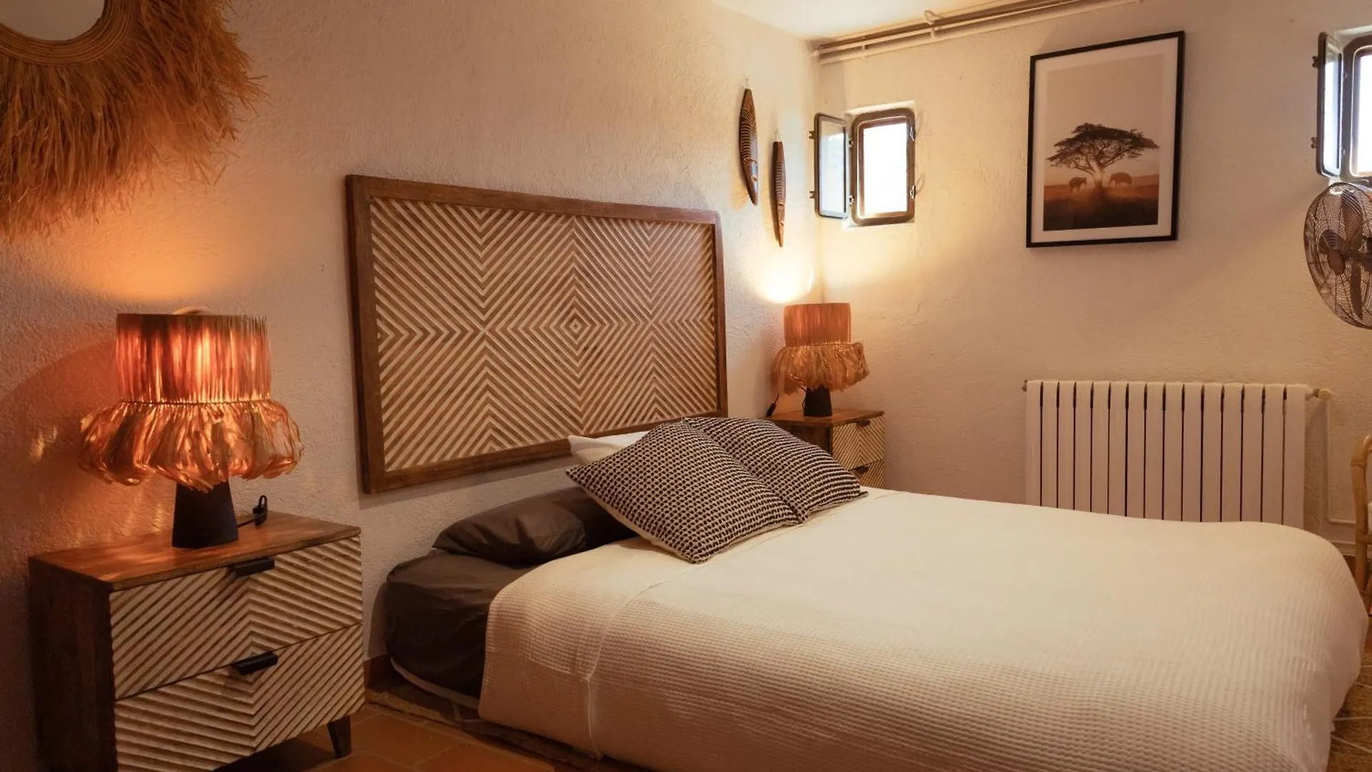 Villa Alella, 5 Bedrooms & Pool 0*, Alella Spanje